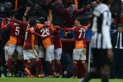 Galatasaray'a Juventus çıktı: Akıllara Wesley Sneijder'in golü geldi...