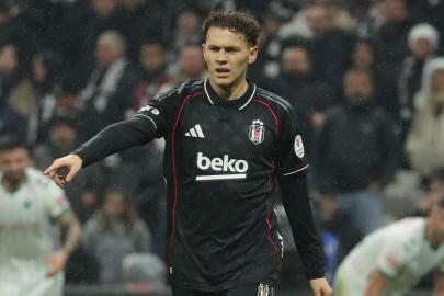 Beşiktaş'ta Kristjan Asllani'ye özel terapi