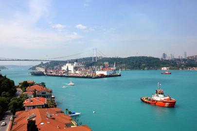 Boğazlardan geçen yıl 85 bine yakın gemi geçti