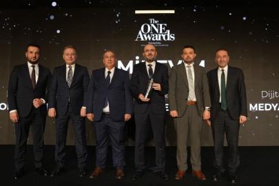 Eminevim’e “Yılın İtibarlısı” ödülü