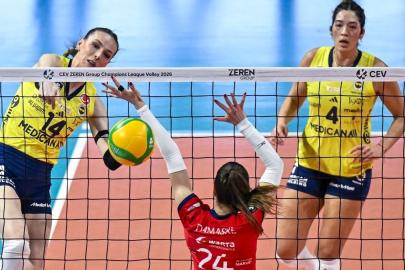 Fenerbahçe, PGE Budowlani'yi rahat geçti