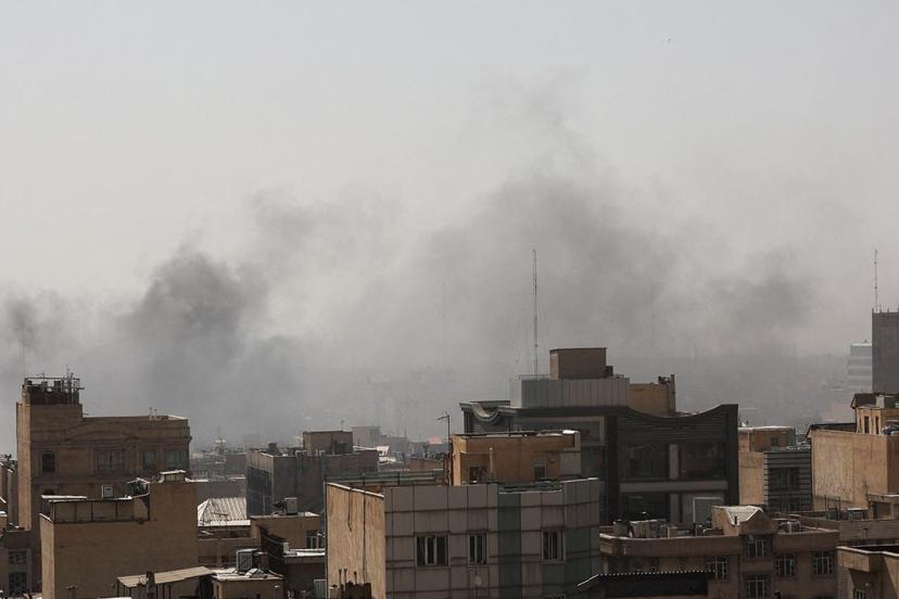 Kuveyt, İran'ın gün boyu düzenlediği saldırılarda 12 kişinin yaralandığını açıkladı