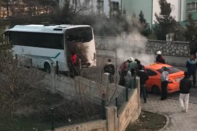 Malatya'da park halindeki iki araçta yangın