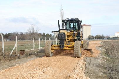 Malatya'da yol bakım çalışmaları sürüyor