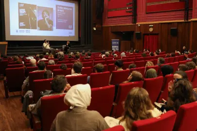 Ünlü yönetmen Karaçelik'in yeni filmi Bursalılarla buluştu