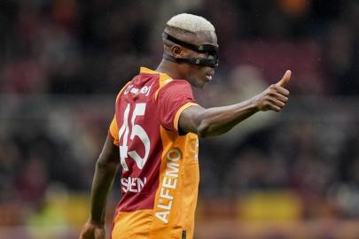 Victor Osimhen bu sezon 14. golünü attı