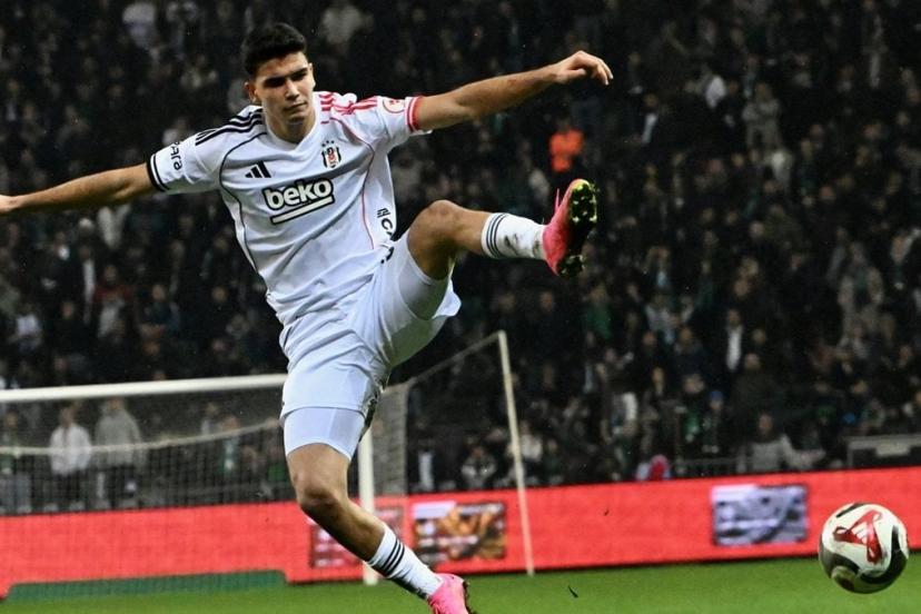 Yasin Özcan: Beşiktaş'ta her maç 3 puan almalısınız