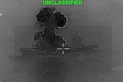 ABD ordusu, İran'a ait bir İHA gemisinin vurulduğunu açıkladı