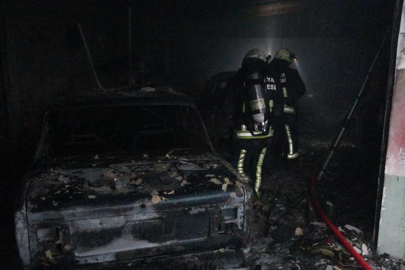 Antalya'da araç boyama atölyesindeki yangın, bitişikteki iş yerine sıçradı
