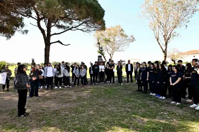 Antalya'da Lara Sahili’nde öğrencilerden bilimsel temizlik