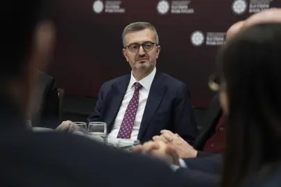 Burhanettin Duran: Basın mensuplarının haklarını iyileştirmeye devam edeceğiz