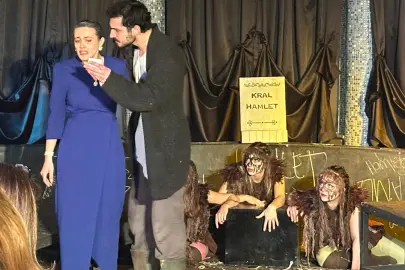 Bursa Uludağ Üniversitesi GSF öğrencilerinden özel güne özel program