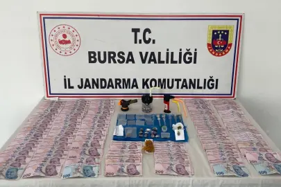 Bursa’da araçtaki zuladan çok sayıda madde çıktı