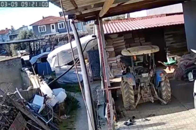 Denizli'deki deprem anı güvenlik kameralarında