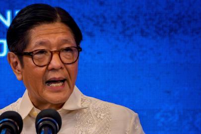 Filipinler Devlet Başkanı, ülkenin yeterli miktarda petrol ürününe sahip olacağı garantisini verdi