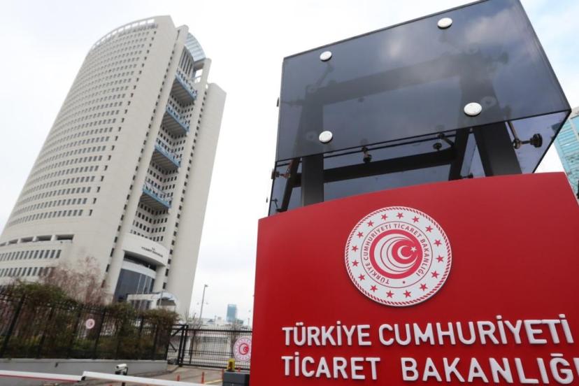 Gümrüklerdeki tasfiyelik eşyaların satışından 13,5 milyar lira gelir sağlandı