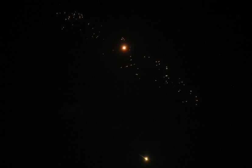 İran, İsrail'e çoğu Dimona bölgesini hedef alan 6 dalga halinde misilleme yaptı