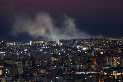 İşgalci İsrail, Beyrut'un güneyindeki Dahiye bölgesine hava saldırıları düzenledi