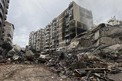 İşgalci İsrail ordusu, Dahiye bölgesine hava saldırıları düzenliyor