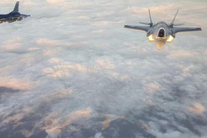 İtalya, ABD'nin uçaklarının Sigonella Üssü'nü kullanmasına izin vermedi