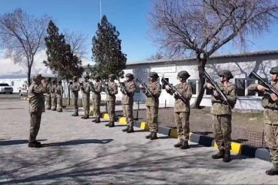 Kara Kuvvetleri Komutanı Orgeneral Tokel, İran sınırında incelemelerde bulundu