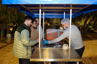 Üniversite öğrencilerine sınav haftası boyunca sıcak çorba ikramı