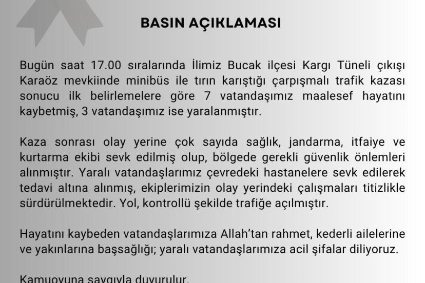 Antalya’da TIR ile minibüs çarpıştı: 7 ölü, 7 yaralı (3)