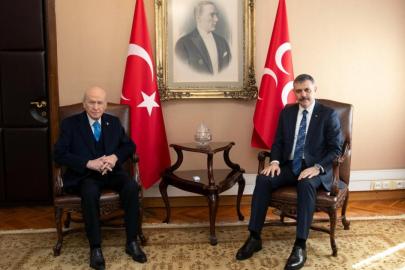 Bakan Çiftçi, MHP Genel Başkanı Bahçeli'yi Meclis'te ziyaret etti