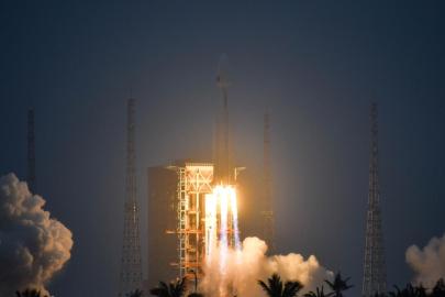 Çin, Çienfan takım uydu ağının parçasını oluşturacak yeni uyduları fırlattı