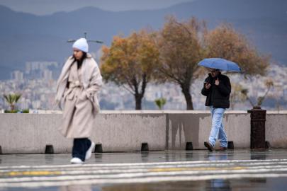Hafta sonu için kuvvetli yağış, toz taşınımı ve çığ uyarısı