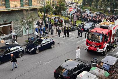İtalya'da filmleri aratmayan banka soygunu: 25 kişi rehin alındı