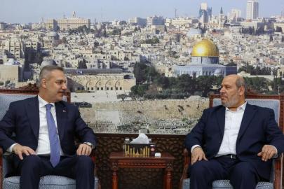 Bakan Fidan'dan Hamas Siyasi Büro Üyesi Hayye'ye taziye ziyareti