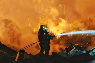 Çin'de havai fişek fabrikasında patlama: 21 ölü, 61 yaralı