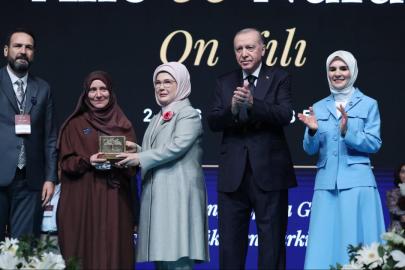 Emine Erdoğan'dan Aile ve Nüfus On Yılı Vizyon Belgesi paylaşımı