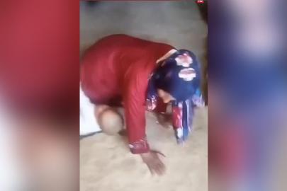 İsrailli saldırganın Filistinli anne ve çocuğa saldırısı kamerada