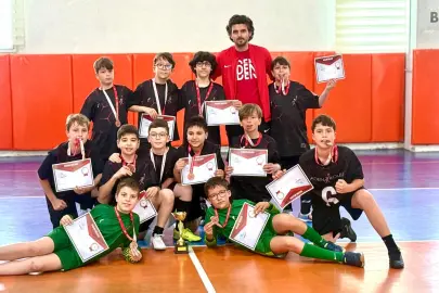 Keşan Şampiyonu Aden Koleji, Edirne’de il üçüncüsü oldu!