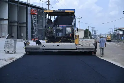 Manisa Turgutlu’da 3 bin tonluk asfalt seferberliği