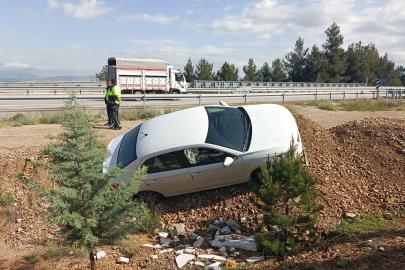 Şarampole düşen otomobilin sürücüsü yaralandı