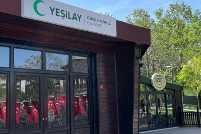 Esenyurt'ta Yeşilay Gençlik Merkezi hizmete açıldı