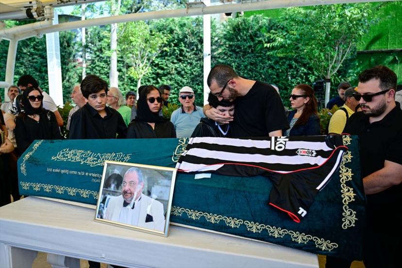Gazeteci Reha Muhtar son yolculuğuna uğurlandı