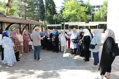 Gemlik Kurtullu kadınlar Bursa’nın tarihi ve manevi mirasını keşfetti