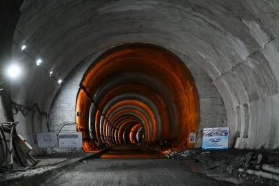 Hindistan'dan Çin sınırına yakın stratejik tünel hamlesi: Himalayalar'da yeni lojistik hat