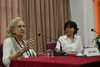 İnci Aral Bursa Nilüfer’de okurlarıyla buluştu