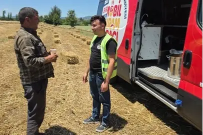 Denizli'de tarlalara soğuk su ve limonata desteği