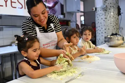 Minik Şefler mutfağa girdi