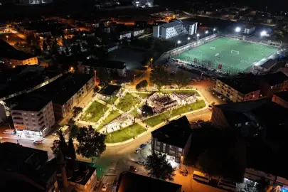 Alanyurt Meydanı coşkulu törenle hizmete açıldı