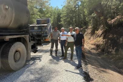 Başkan Topaloğlu asfalt çalışmalarını inceledi