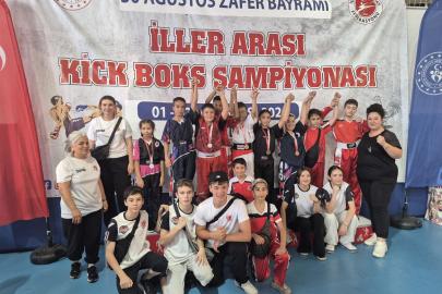 Burdurlu kick boksçulardan 13 madalya