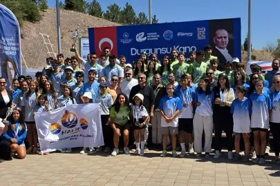 Büyükşehir Belediyespor kanocularından 12 madalya