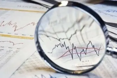Ciroda yıllık artış sürerken aylık düşüş dikkat çekti... Hizmet sektörü zirvede